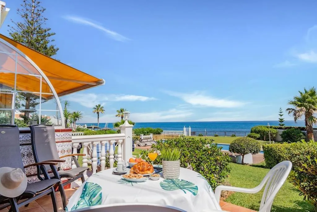 Adosada Con Jardin Y Piscina Con Acceso Al Mar - Dona Lola Villa Sitio de Calahonda Spain