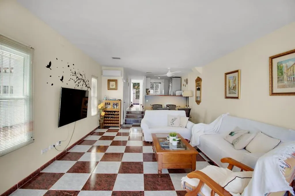 Holiday home Adosada Con Jardin Y Piscina Con Acceso Al Mar - Dona Lola Villa Sitio de Calahonda