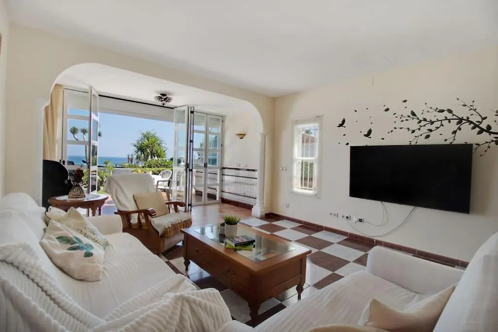Holiday home Adosada Con Jardin Y Piscina Con Acceso Al Mar - Dona Lola Villa Sitio de Calahonda
